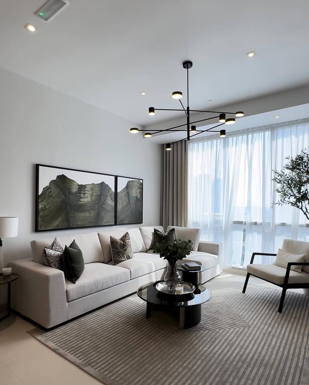 Dubai Living Room - Image 2