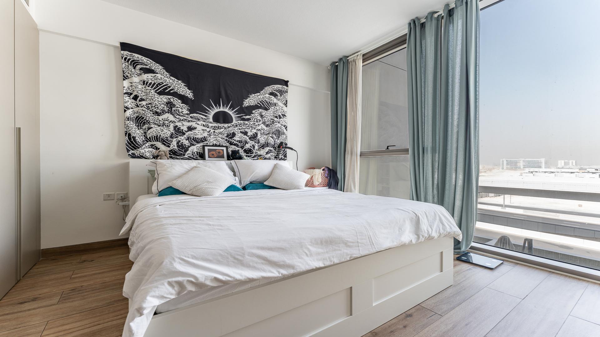 Vacant 1-Bed Apartment at East 40 - Image 9